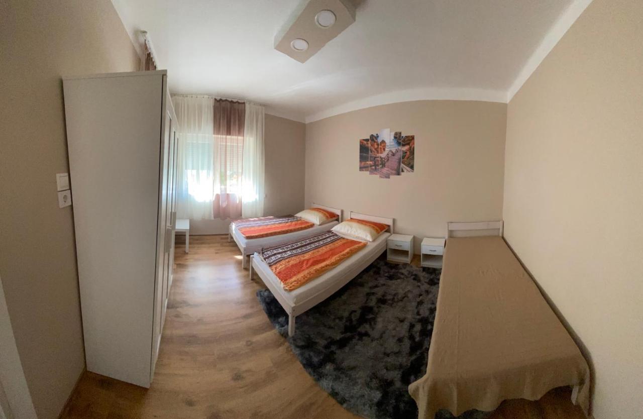 Edina Apartman Balatonlelle Eksteriør billede